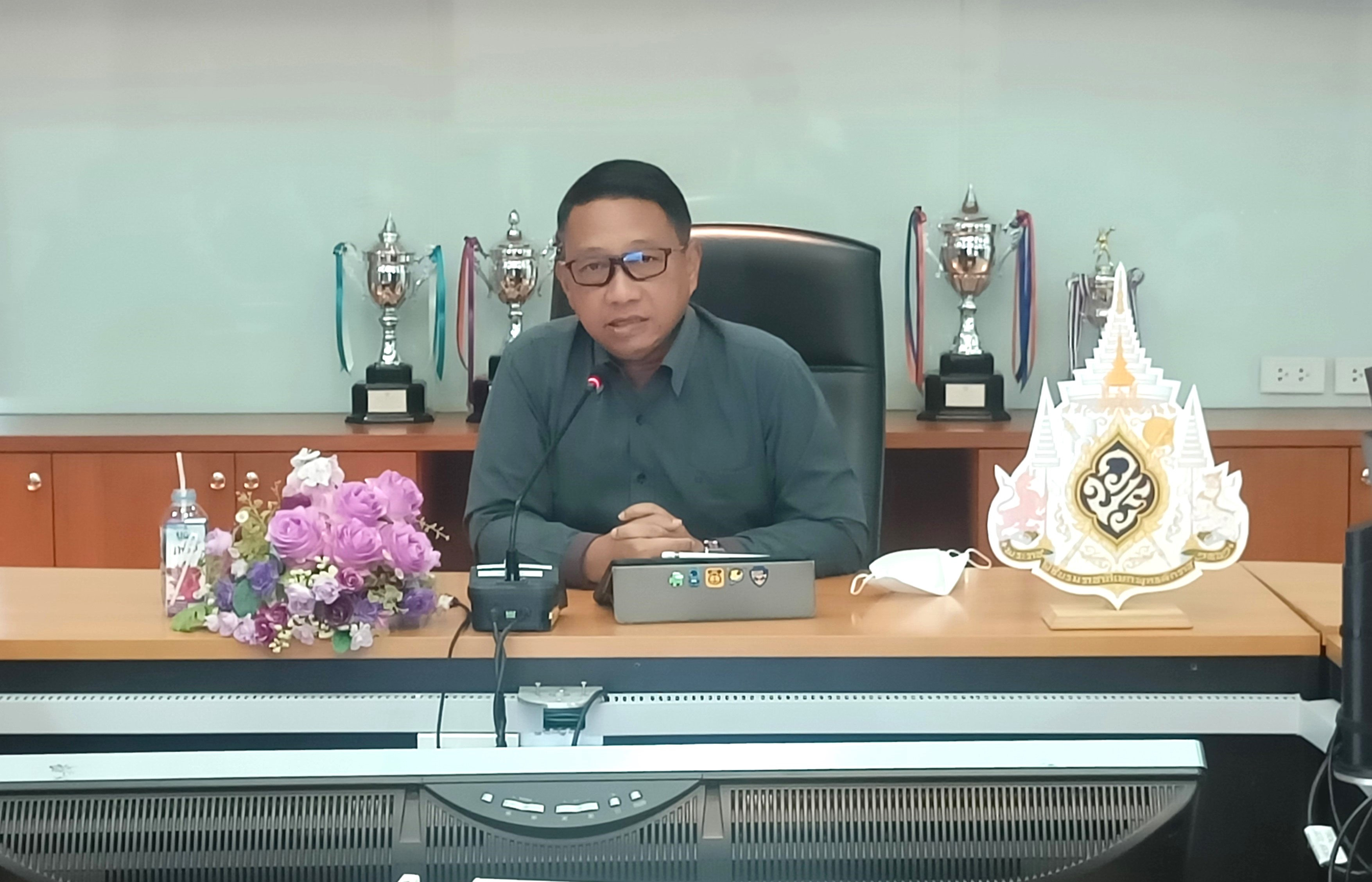 เข้าร่วมประชุมหารือการขับเคลื่อนงานบริการด้านการเกษตรของกระทรวงเกษตรและสหกรณ์ “ศูนย์บริการพิรุณราช” ผ่านสื่ออิเล็กทรอนิกส์ (ระบบ Zoom Meeting) (ข่าวแชร์)