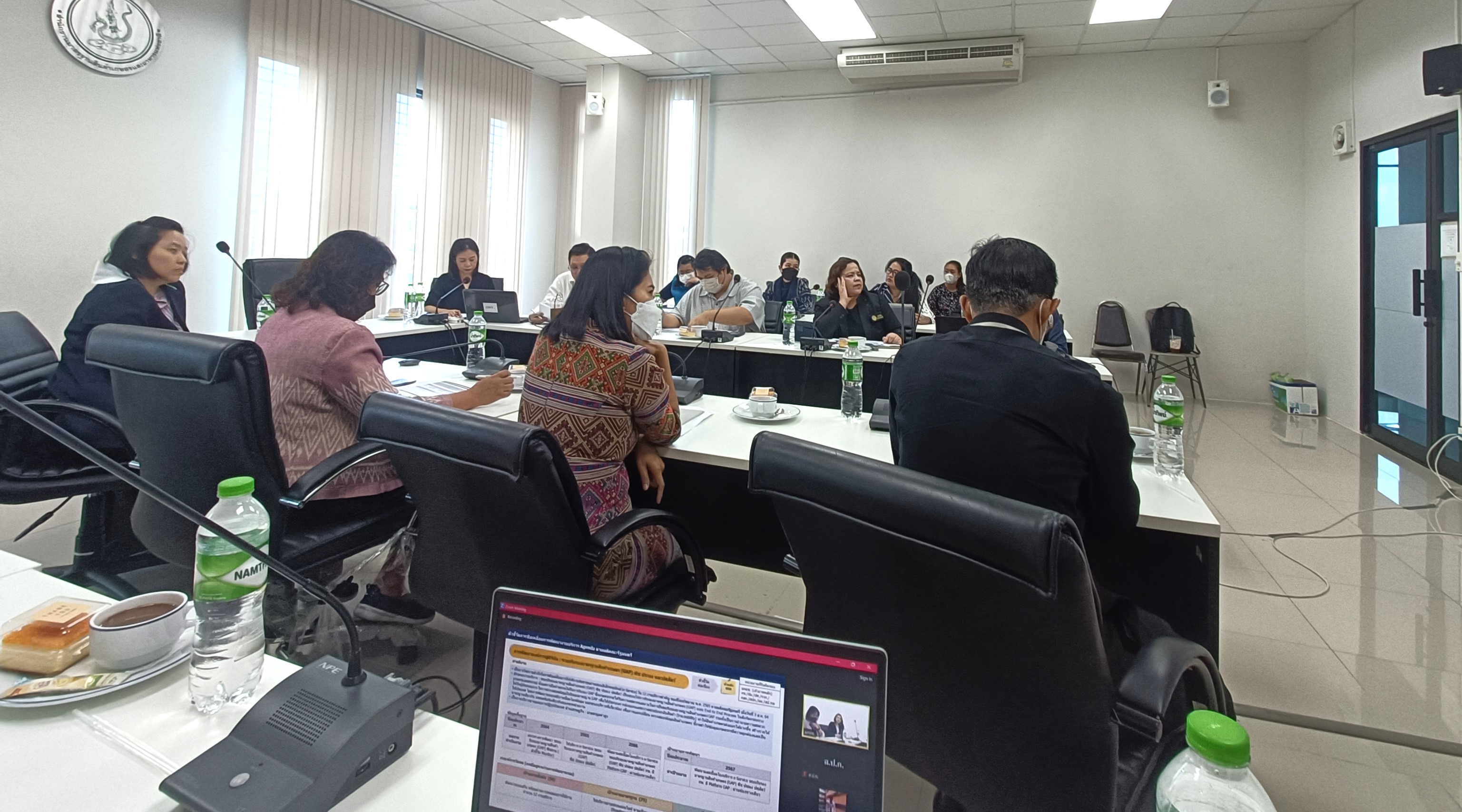 ร่วมประชุมหารือทบทวนแผนที่นำทาง (Roadmap) และจัดทำแผนปฏิบัติการ (Action Plan) ประจำปีงบประมาณ พ.ศ. 2567 ระบบรับรองมาตรฐานสินค้าเกษตร (GAP) พืช ประมง ปศุสัตว์ ของกระทรวงเกษตรและสหกรณ์  (ข่าวแชร์)
