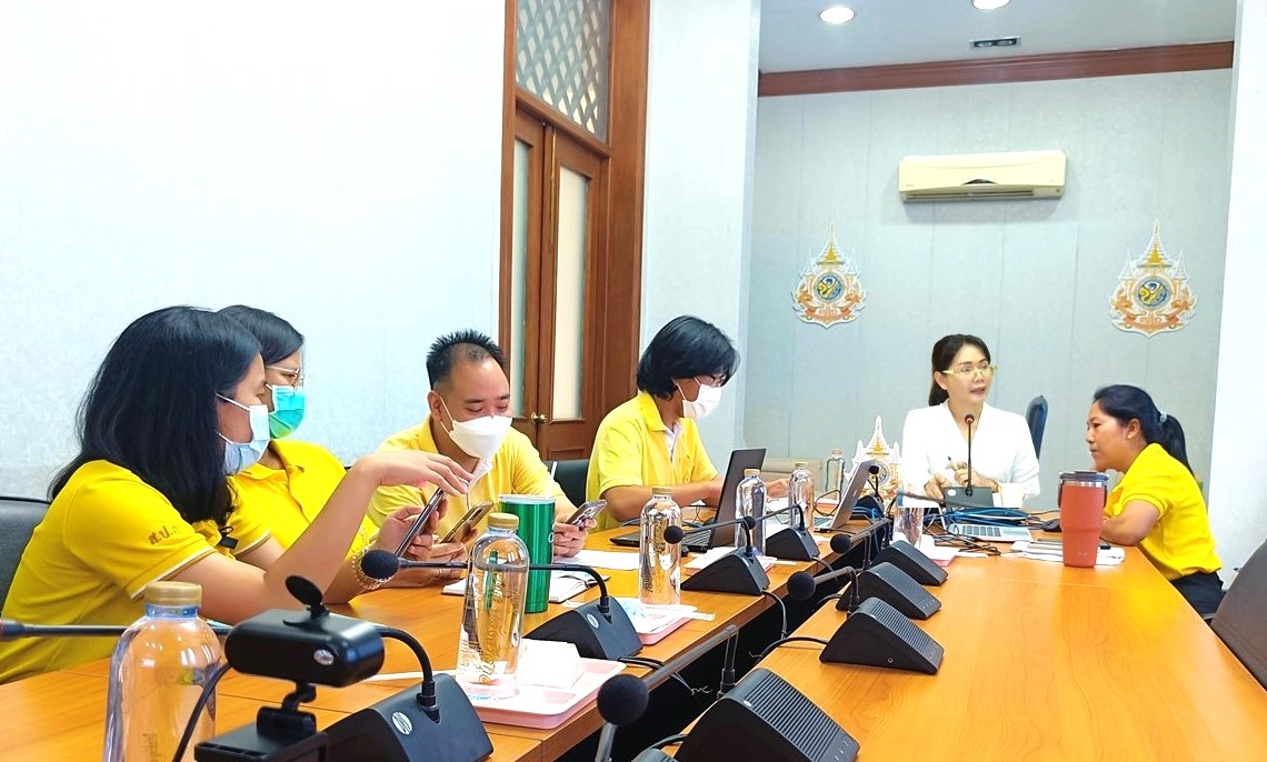 ร่วมประชุมหารือการเตรียมความพร้อมการใช้งานระบบต้นแบบ โครงการวิเคราะห์และปรับกระบวนการทำงานและจัดทำระบบต้นแบบเพื่อการบริการภาครัฐในรูปแบบดิจิทัลสู่การเป็นรัฐบาลดิจิทัล (ผ่านการประชุมระบบออนไลน์ Zoom Meeting)  (ข่าวแชร์)