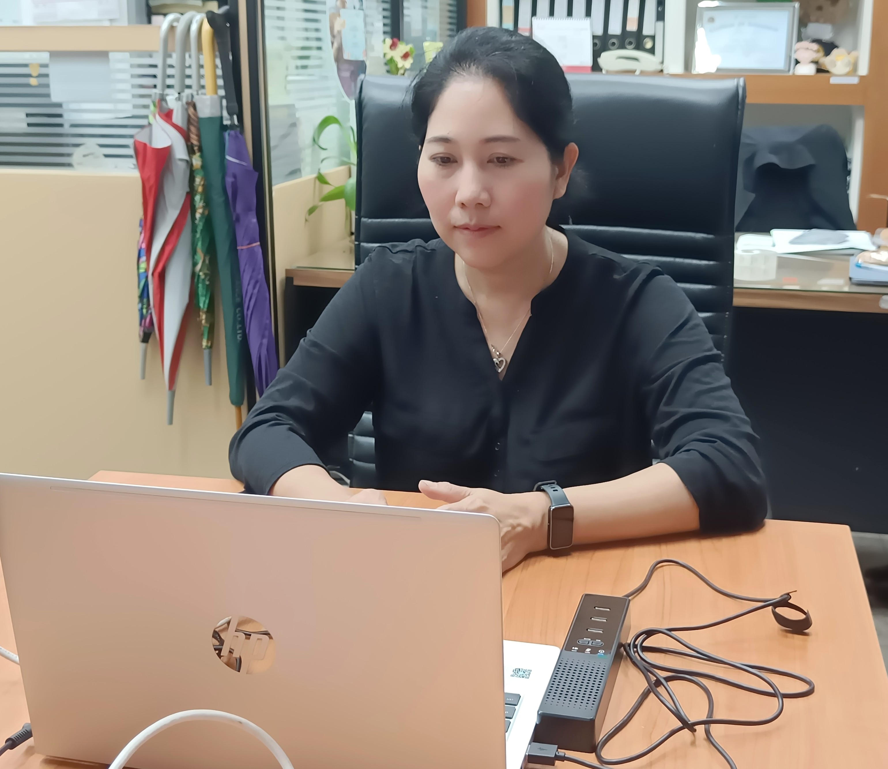 เข้าร่วมการประชุมชี้แจงกรอบและแนวทางการประเมินผลการปฏิบัติราชการของส่วนราชการ ประจำปีงบประมาณ พ.ศ. 2569-2570 ครั้งที่&nbsp;2 ผ่านสื่ออิเล็กทรอนิกส์ (ระบบ&nbsp;Zoom Meeting&nbsp;/&nbsp;Facebook Live และผ่านระบบ&nbsp;Youtube Live) ของสำนักงาน ก.พ.ร.