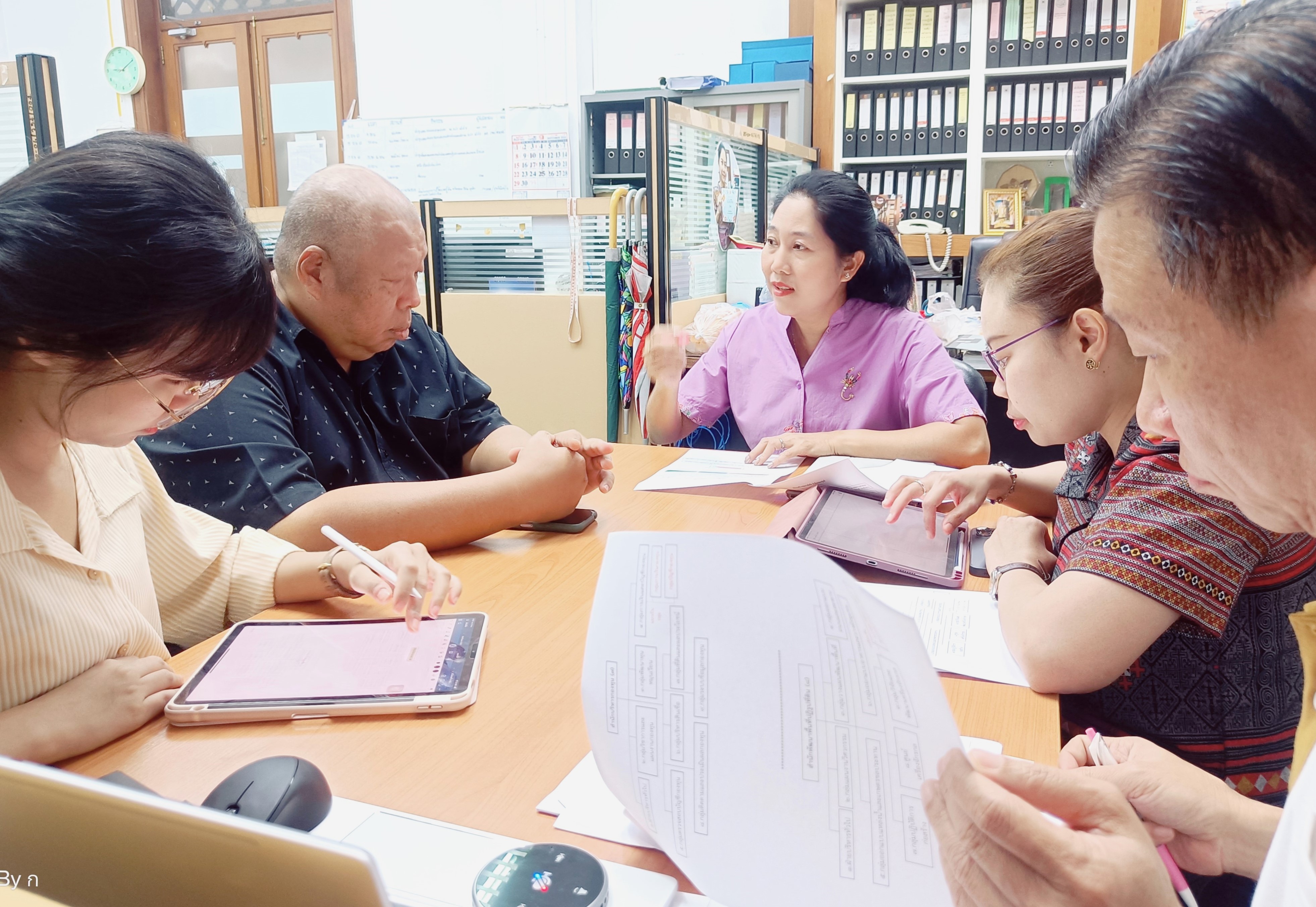 กลุ่มพัฒนาระบบบริหาร ส.ป.ก. เดินหน้าประชุมเตรียมความพร้อมกับการประชุมคณะทำงานปรับปรุงโครงสร้างของสำนักงานการปฏิรูปที่ดินเพื่อเกษตรกรรม (ข่าวแชร์)