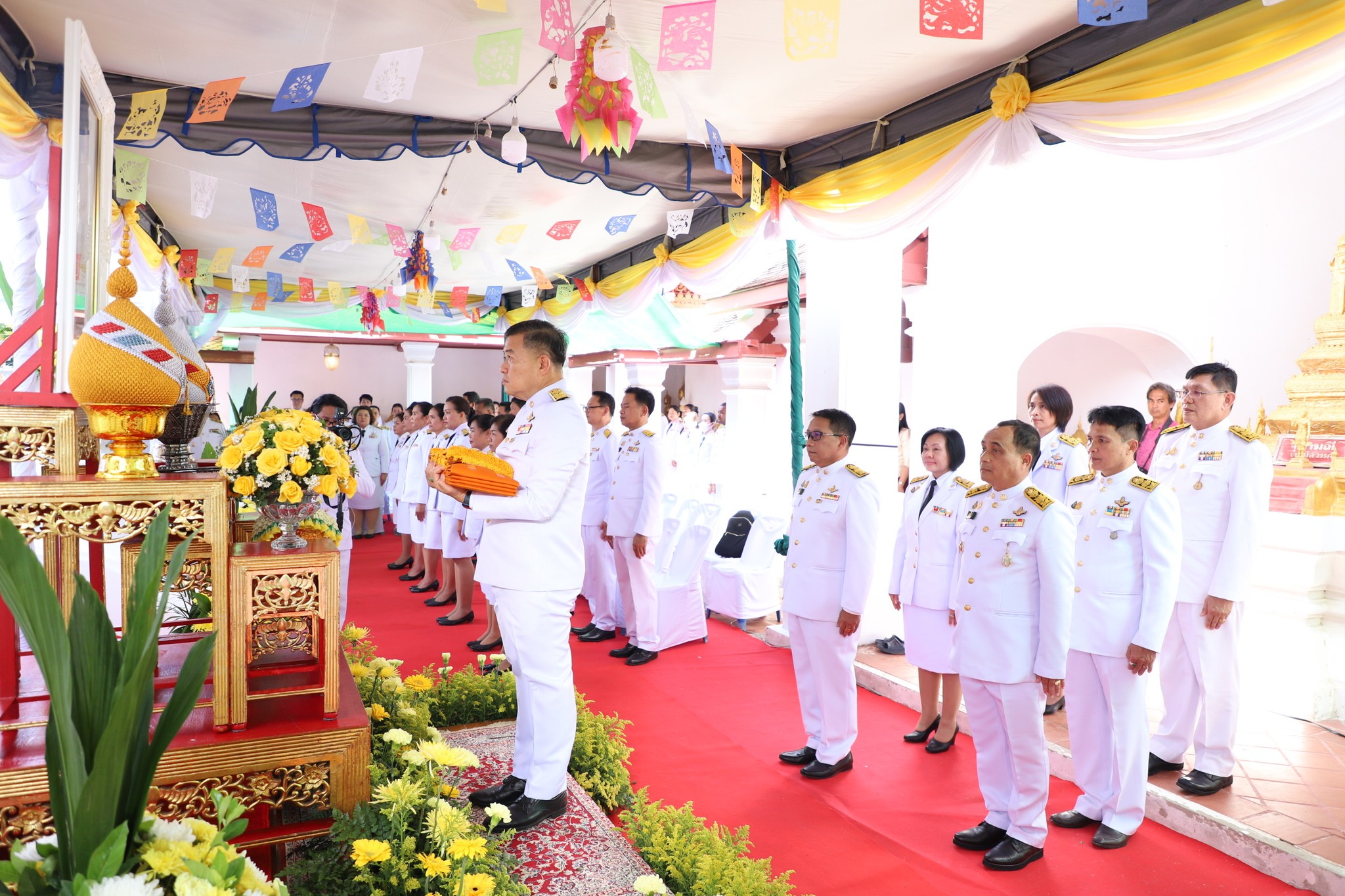 เลขาธิการ ส.ป.ก. เป็นประธานถวายผ้าพระกฐินพระราชทาน สำนักงานการปฏิรูปที่ดินเพื่อเกษตรกรรม ประจำปี 2566