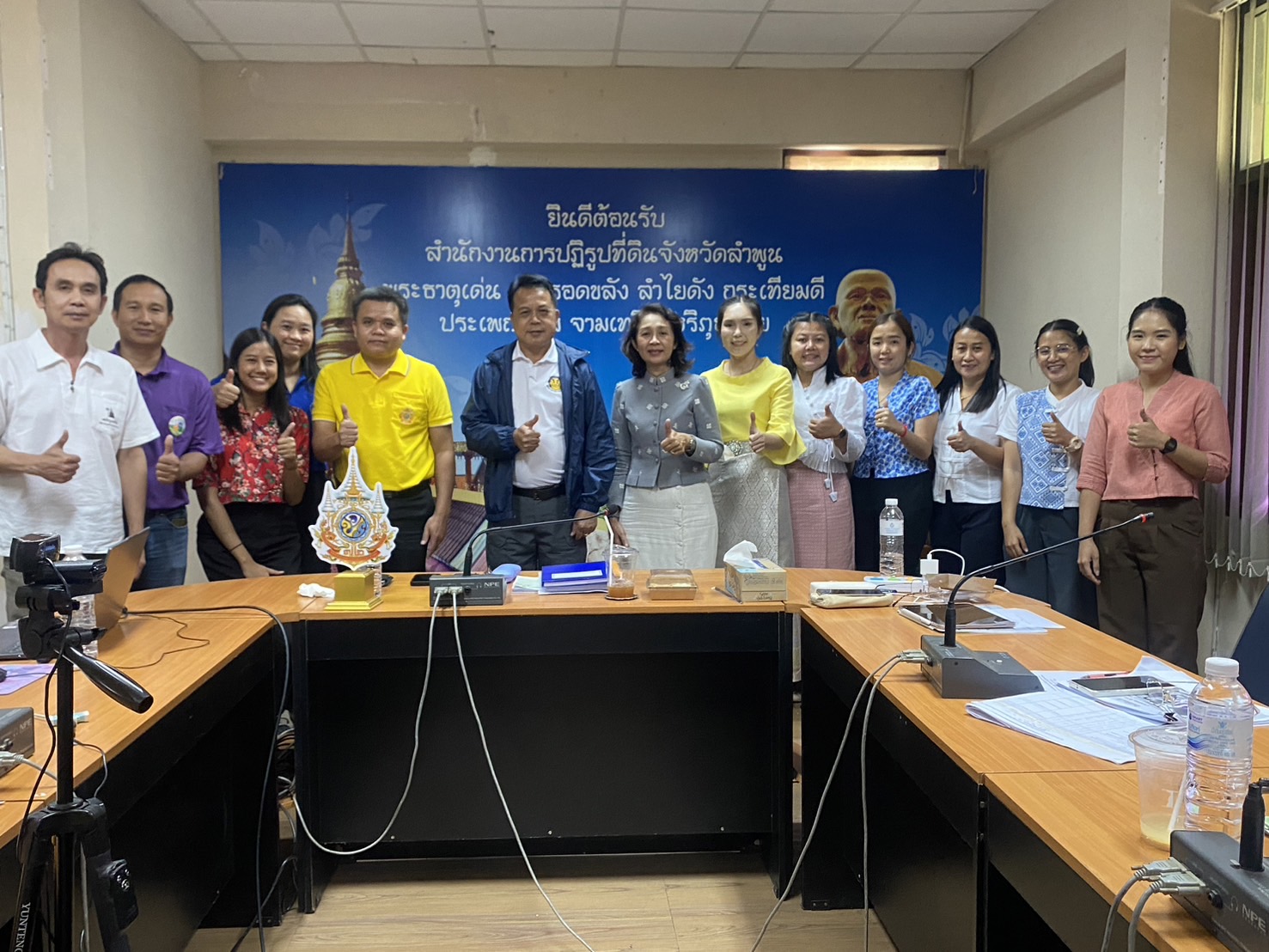 ผู้ตรวจราชการ ส.ป.ก. (เขต 15,16 และ 17) ประชุมตรวจติดตามความก้าวหน้าการดำเนินงานตามแผนงานตรวจราชการและลงพื้นที่โครงการที่เกี่ยวข้องในเขตปฏิรูปที่ดิน ประจําปีงบประมาณ 2567 รอบที่ 2 ณ จังหวัดลำพูน