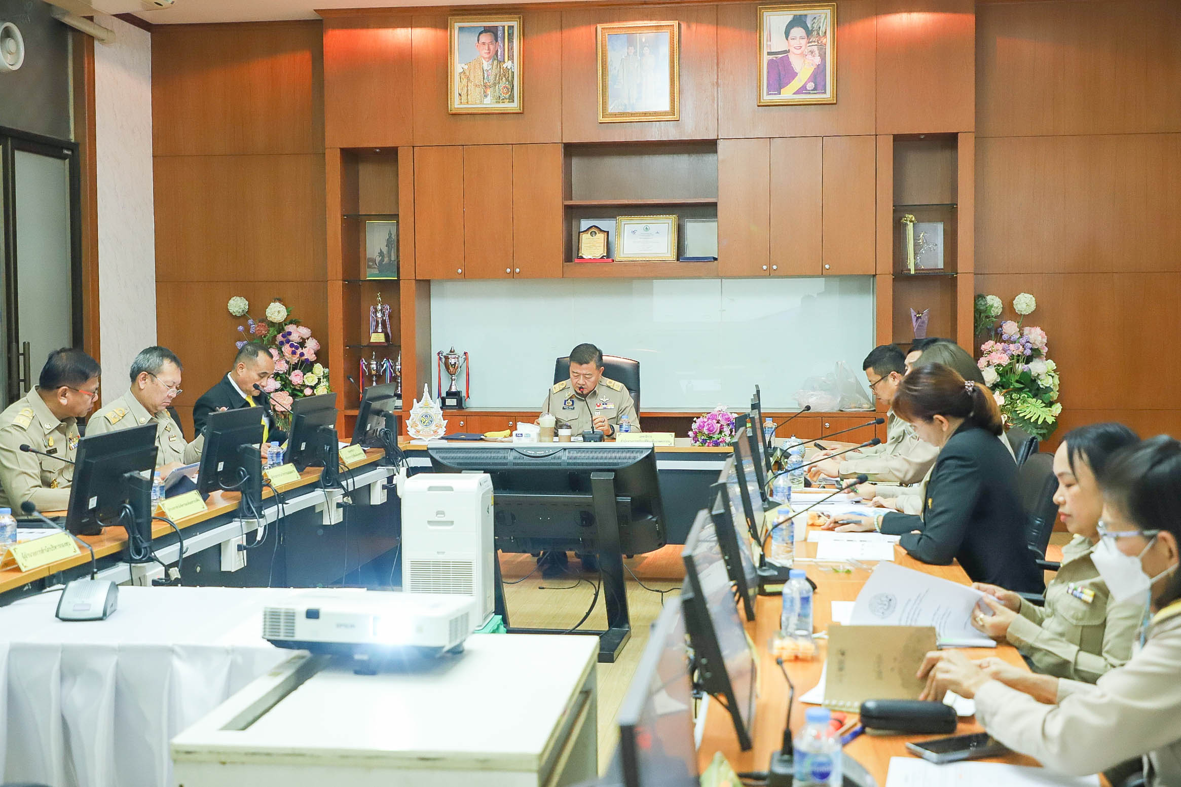 การประชุมคณะกรรมการคัดเลือกข้าราชการพลเรือนดีเด่นของ ส.ป.ก. ประจำปีงบประมาณ พ.ศ. 2566 ครั้งที่ 1/2567