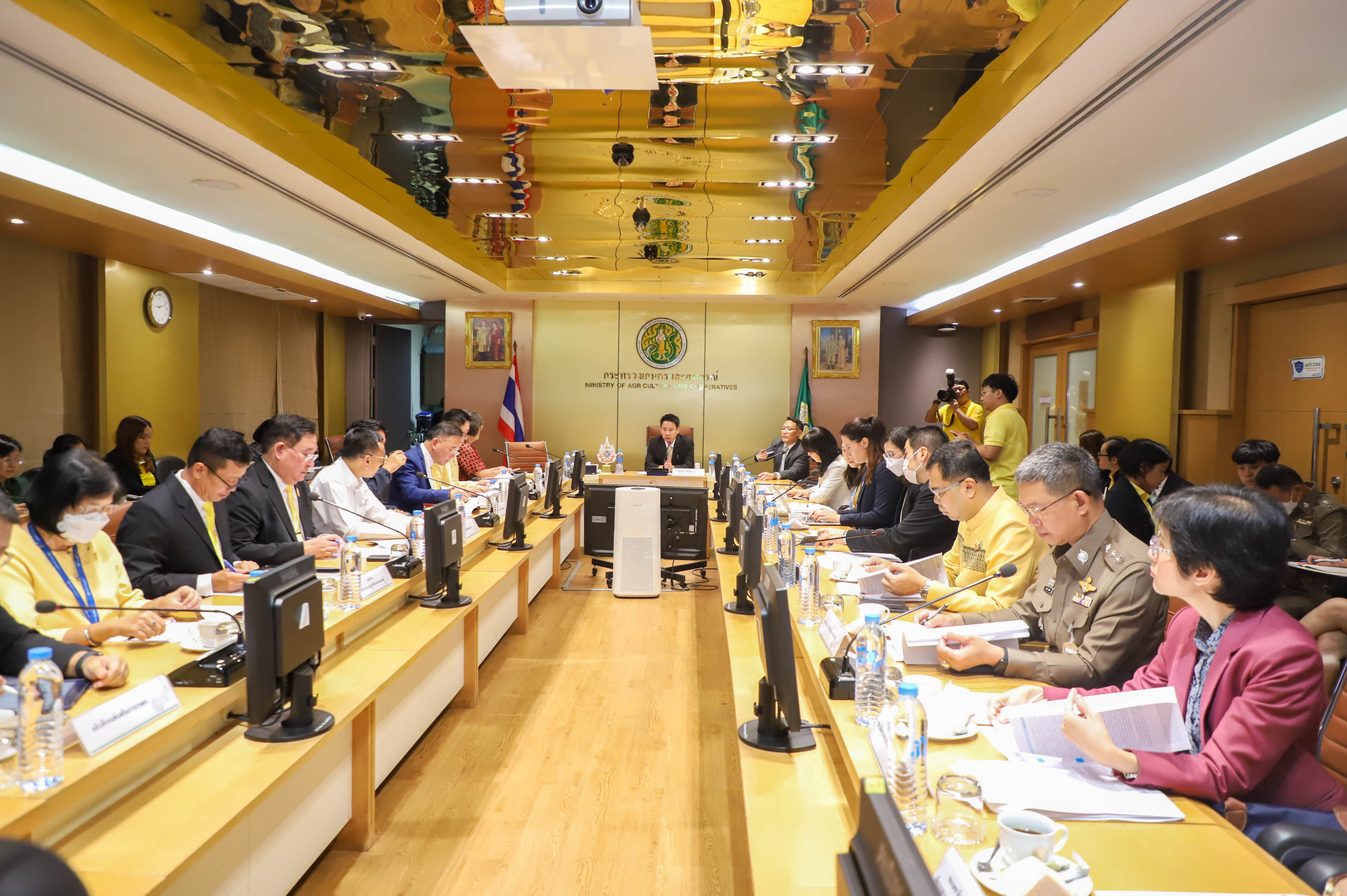 ส.ป.ก. ร่วมประชุมคณะอนุกรรมการอำนวยการจัดงานเฉลิมฉลองวันดินโลก