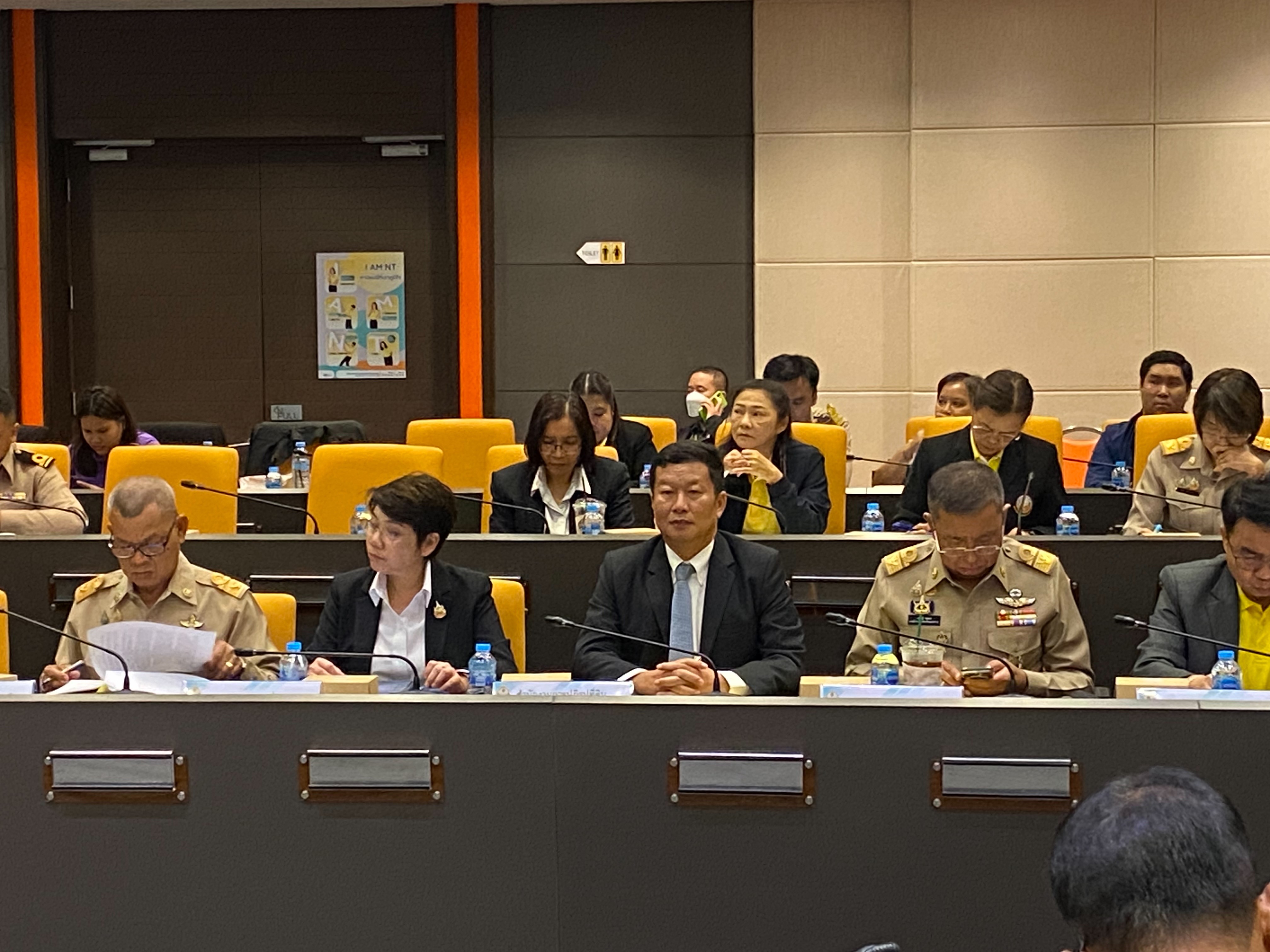 รองเลขาธิการ ส.ป.ก. เข้าร่วมประชุมคณะทำงานที่ปรึกษาด้านการปรับปรุงแผนที่แนวเขตที่ดินของรัฐแบบบูรณาการ มาตราส่วน 1:4000 (CEO One Map) ครั้งที่ 2/2568