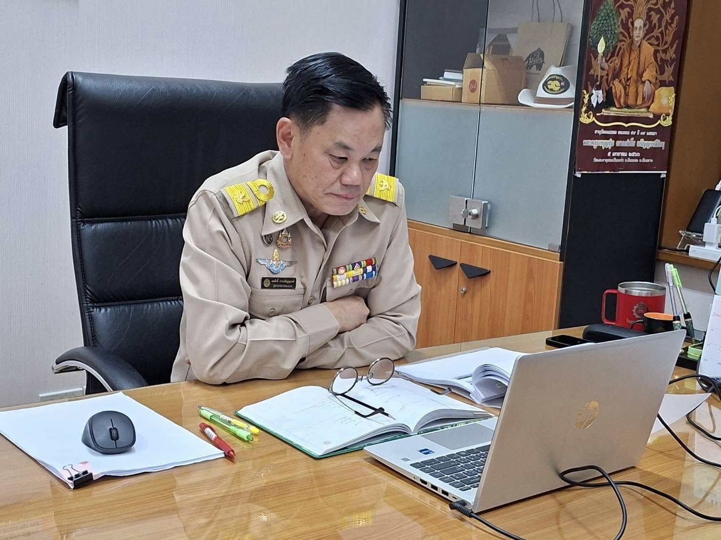 ผู้ตรวจราชการ ส.ป.ก. ประชุมตรวจติดตามโครงการก่อสร้างฝาย ค.ส.ล. คลองมะค่าไก่ ในเขตปฏิรูปที่ดิน จังหวัดสุโขทัย