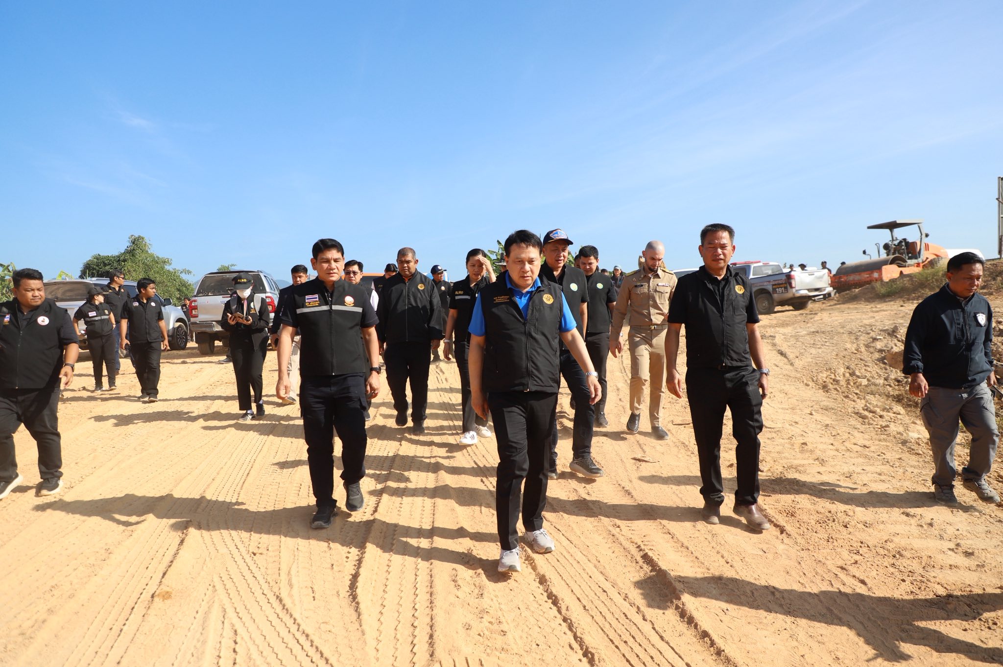 ข่าวดีชาวกระบี่ รมช.เกษตรฯ ลงพื้นที่ติดตามโปรเจกต์ยักษ์ ส.ป.ก. เร่งพัฒนาโครงสร้างพื้นฐานแปลงพื้นที่เป้าหมาย คทช. ในเขตปฏิรูปที่ดิน กว่า 4,300 ไร่ มุ่งสร้างอาชีพอย่างยั่งยืน