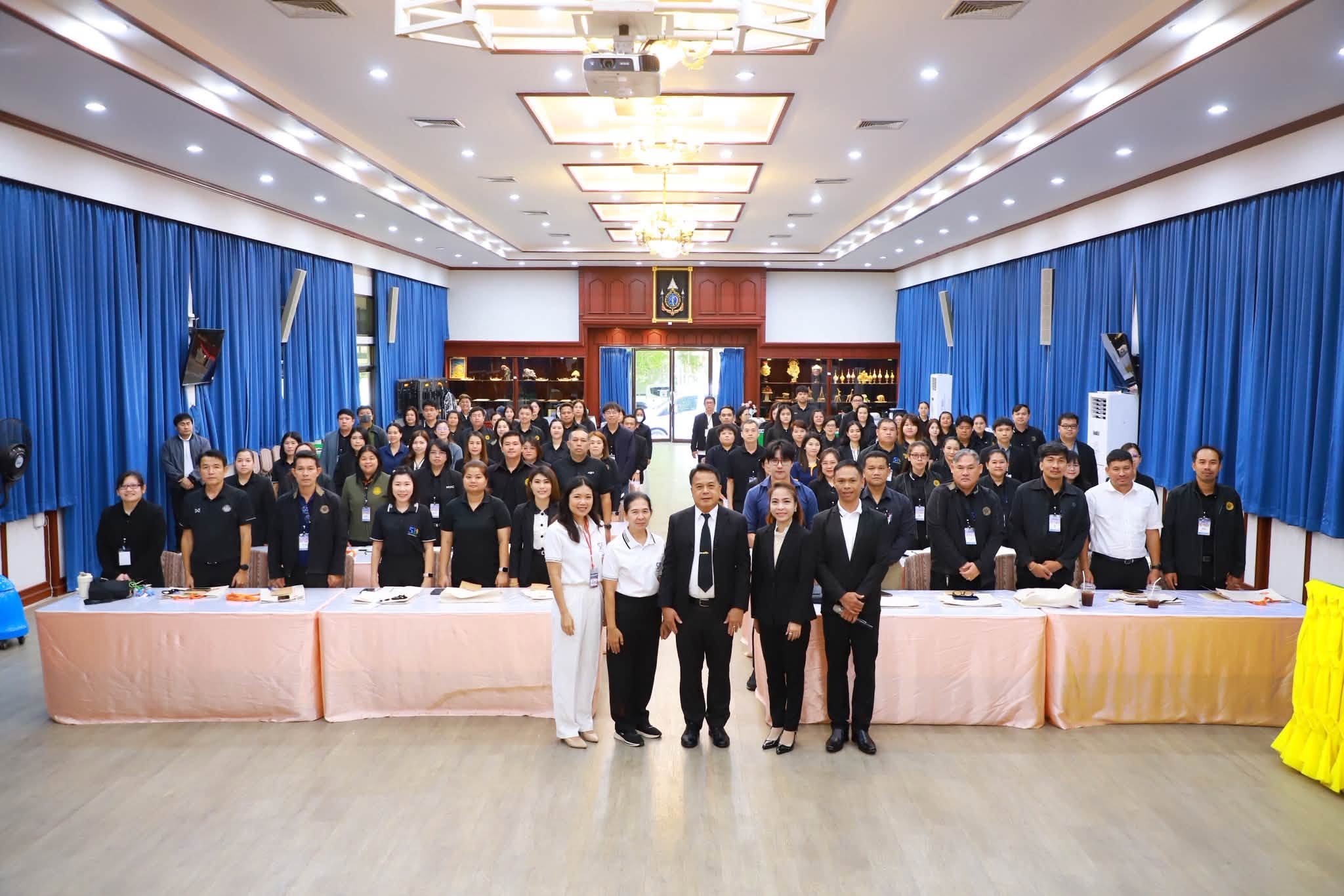 รองเลขาธิการ ส.ป.ก. เปิดอบรมหลักสูตร นปต. รุ่นที่ 8 ดันข้าราชการเปลี่ยนบทบาทสู่ “ผู้นำทีม” พร้อมขับเคลื่อนยุทธศาสตร์ชาติ
