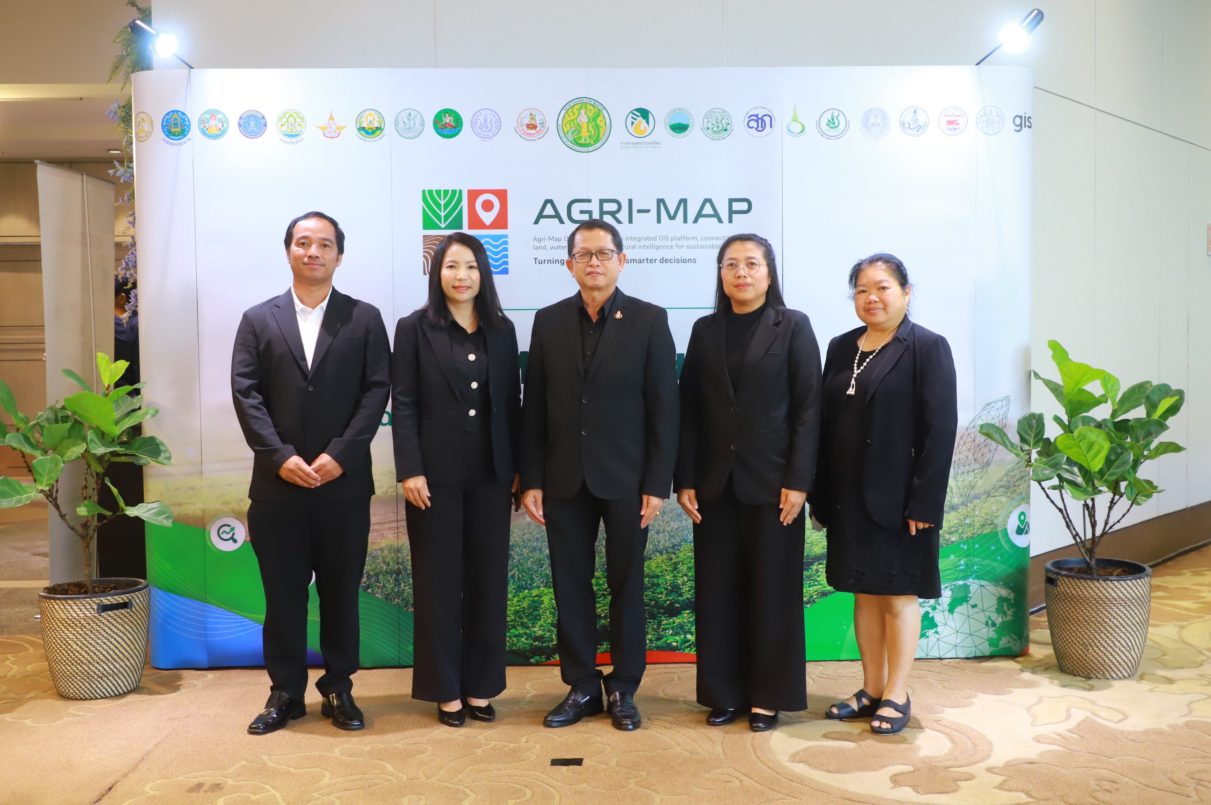 ส.ป.ก. ร่วมงานเปิดตัวและเปิดการใช้งาน Agri-Map Platform ณ โรงแรมมิราเคิล แกรนด์ คอนเวนชั่น