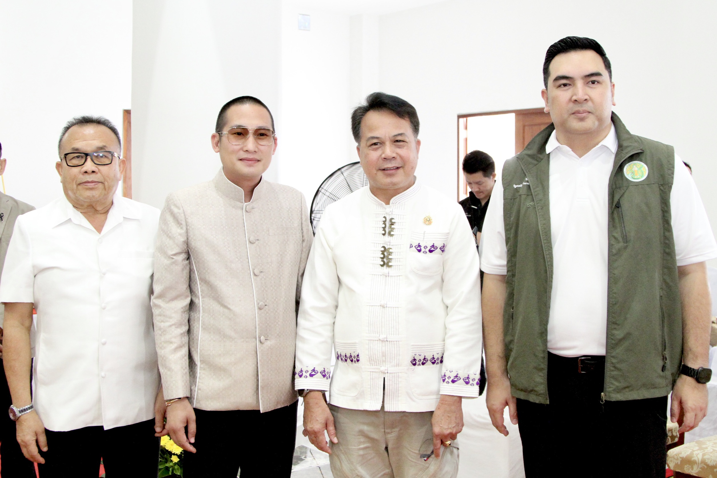 รองเลขาธิการ ส.ป.ก. ร่วมคณะ รมช.เกษตรฯ ทำบุญงานพืชสวนโลก พร้อมลงพื้นที่ตรวจเยี่ยม ส.ป.ก.อุดรธานี