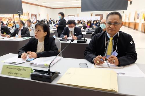 ผู้ตรวจราชการกรม เข้าร่วมประชุมชี้แจงแนวทางการตรวจราชการตามแผนการตรวจราชการและการขับเคลื่อนแบบบูรณาการในระดับพื้นที่ ของผู้ตรวจราชการกระทรวงเกษตรและสหกรณ์ ประจำปีงบประมาณ พ.ศ. ๒๕๖๔