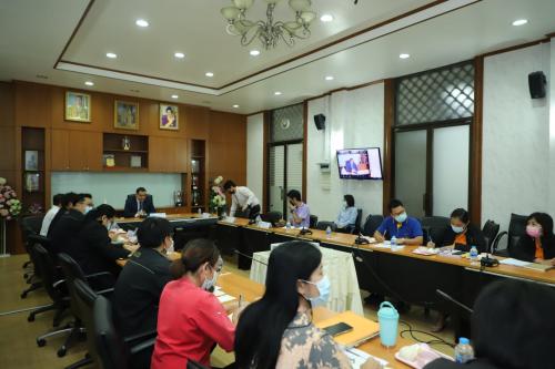 รองเลขาธิการฯ ส.ป.ก. ประชุมทางไกลออนไลน์ในการมอบนโยบายการขับเคลื่อนการดำเนินงานที่ดินเอกชน