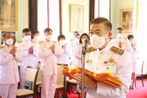 เลขาธิการ ส.ป.ก. เป็นประธานถวายผ้าพระกฐินพระราชทานสำนักงานการปฏิรูปที่ดินเพื่อเกษตรกรรม ประจำปี ๒๕๖๔