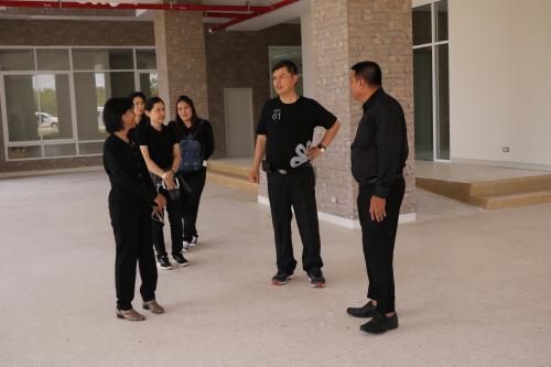 ส.ป.ก.เยี่ยมชมอาคารชุดที่พักอาศัย