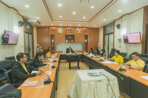 ส.ป.ก. ประชุมทางไกลออนไลน์ (Web Conference) เรื่องแนวทางการดำเนินโครงการศูนย์บริการประชาชนเคลื่อนที่ในเขตปฏิรูปที่ดิน เฉลิมพระเกียรติ เนื่องในโอกาสมหามงคลพระราชพิธีบรมราชาภิเษก