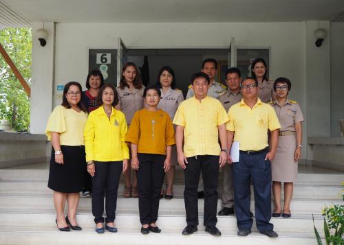 ผู้ตรวจราชการกรมประชุมตรวจติดตามงานรอบที่ ๒ และลงพื้นที่ตรวจเยี่ยมเกษตรกร อำเภอเมือง จังหวัดเชียงราย