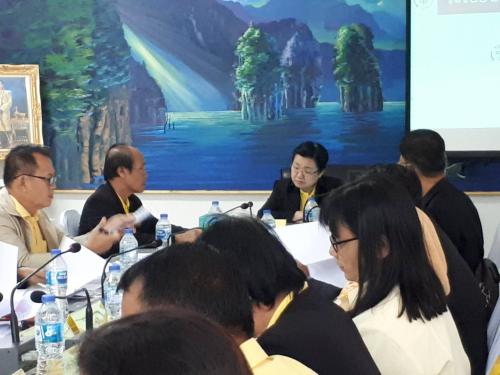 ผู้ตรวจราชการ ส.ป.ก. ร่วมการประชุมคณะทำงานขับเคลื่อนแผนงานบูรณาการพัฒนาพื้นที่ระดับภาคกระทรวงเกษตรและสหกรณ์ (ภาคใต้) ครั้งที่ ๒/๒๕๖๒ ณ จังหวัดสุราษฎร์ธานี