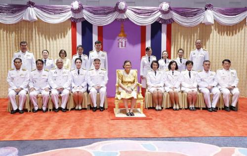 ส.ป.ก. ร่วมเฝ้ารับเสด็จฯ พิธีเปิดงานตรานกยูงพระราชทาน สืบสานตำนานไหมไทย ครั้งที่ ๑๔ ประจำปี ๒๕๖๒