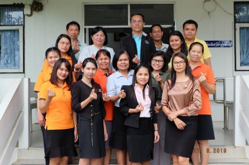 หัวหน้าผู้ตรวจราชการกรมร่วมประชุมการตรวจติดตามโครงการตามแผนการตรวจราชการของกระทรวงเกษตรและสหกรณ์ ประจำปีงบประมาณ พ.ศ. ๒๕๖๒ ณ ห้องประชุมสำนักงานเกษตรและสหกรณ์จังหวัดสุรินทร์
