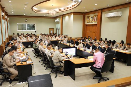 รัฐมนตรีช่วยว่าการกระทรวงเกษตรและสหกรณ์ มอบนโยบาย ส.ป.ก.