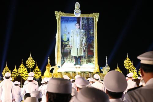 ส.ป.ก. ร่วมพิธีจุดเทียนเพื่อน้อมรำลึกในพระมหากรุณาธิคุณ 