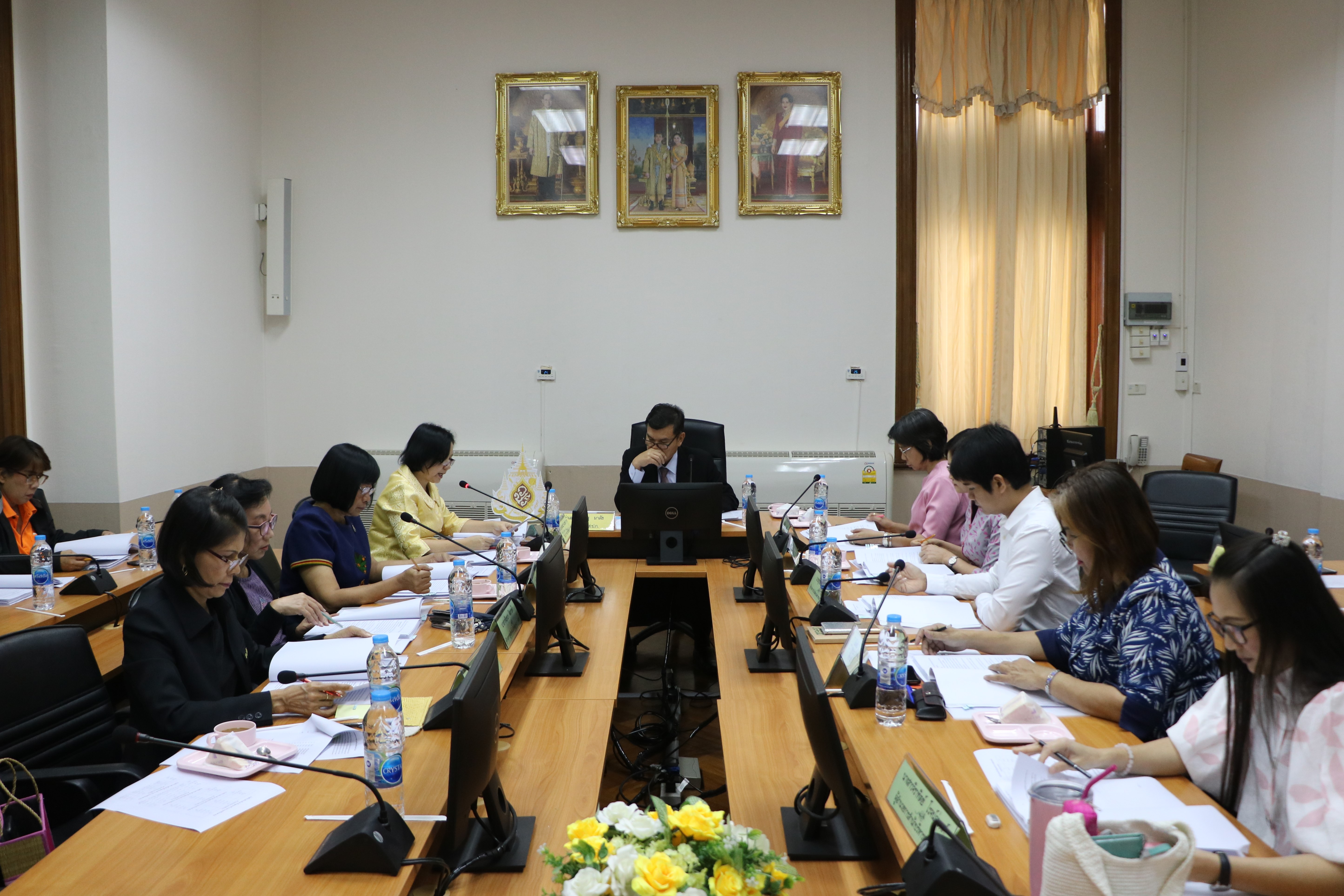 ส.ป.ก. ประชุมคณะกรรมการพิจารณาขอพระราชทานเครื่องอิสริยาภรณ์ฯ ประจำปี ๒๕๖๓