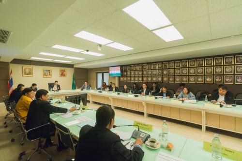 ส.ป.ก. ร่วมประชุมคณะทำงานขับเคลื่อนการส่งเสริมพัฒนาอาชีพเกษตรกรผู้ปลุกยางพาราในเขตปฏิรูปที่ดิน ครั้งที่ ๑/๒๕๖๓
