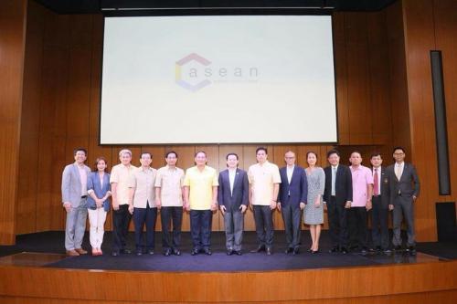 โครงการฝึกอบรมเชิงปฏิบัติการ หลักสูตร เทคนิคการสร้างสรรค์สื่อเพื่อนำเสนอผลการดำเนินงานของส่วนราชการ