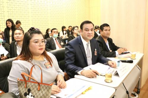 รองเลขาธิการ ส.ป.ก. ร่วมประชุมคณะกรรมาธิการวิสามัญพิจารณาศึกษาปัญหาที่ดินและการออกเอกสารสิทธิ์ในที่ดิน