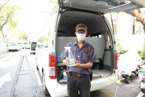 ส.ป.ก. ป้องกัน covid-19 เอาจริง! ฆ่าเชื้อรถยนต์ราชการ
