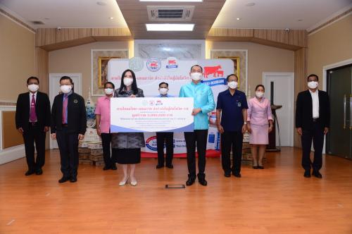 ส.ป.ก. ร่วมงานส่งมอบผลิตภัณฑ์นมโครงการ สายใยนมไทย-เดนมาร์ค ส่งกำลังใจสู้ภัยโควิด-19