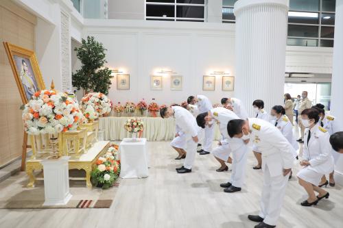 ผู้บริหาร ส.ป.ก. ลงนามถวายพระพร สมเด็จเจ้าฟ้าฯ กรมพระศรีสวางควัฒน วรขัตติยราชนารี