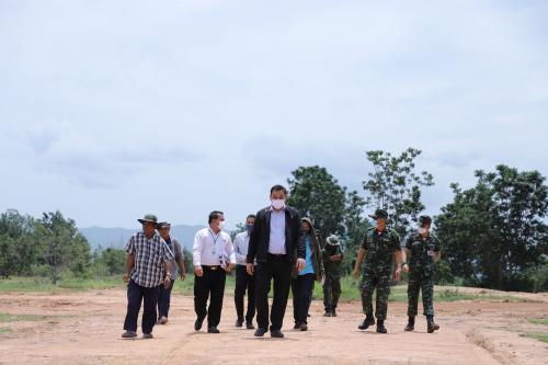 รองเลขาฯ ส.ป.ก. ลงพื้นที่แก้ไขปัญหาที่ดินสภาประชาชน 4 ภาค และร่วมประชุมหารือกับผู้ว่าราชการจังหวัดเพชรบุรี