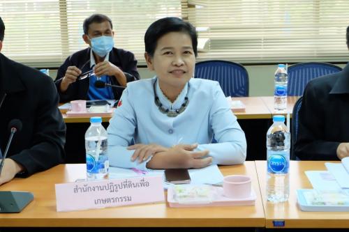 ผู้ตรวจราชการกรม (ส.ป.ก.) เขตตรวจราชการที่ ๙, ๑๓, ๑๔ ร่วมประชุมคณะทำงานขับเคลื่อนแผนงานบูรณาการพัฒนาพื้นที่ระดับภาคกระทรวงเกษตรและสหกรณ์ (ภาคตะวันออก) ครั้งที่ ๒/๒๕๖๓ ณ ห้องประชุม ๑ สำนักงานเศรษฐกิจการเกษตรที่ ๖ จังหวัดชลบุรี อำเภอศรีราชา จังหวัดชลบุรี