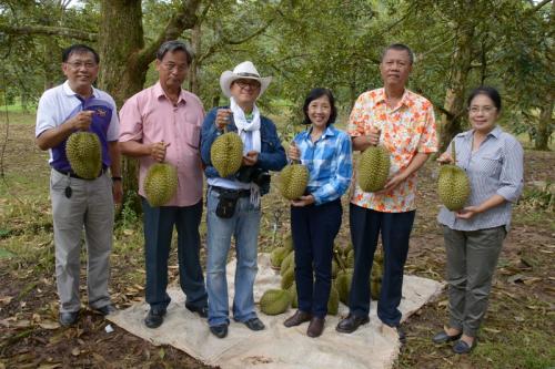 รองเลขาธิการส.ป.ก.ลงพื้นที่บันทึกเทปรายการโทรทัศน์ในพื้นที่จังหวัดสุราษฎร์ธานี