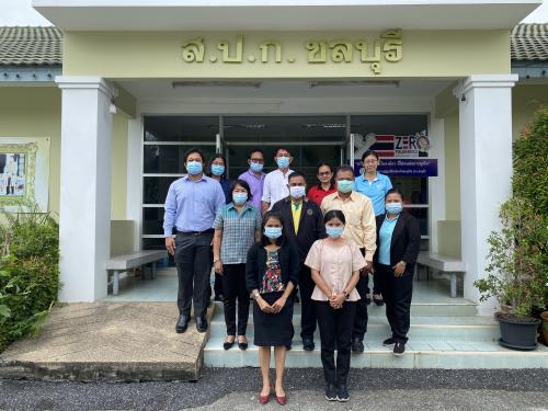 หัวหน้าผู้ตรวจราชการกรม (ส.ป.ก.) เขตตรวจราชการที่ ๑, ๒, ๘ (นายเอกพงศ์ น้อยสร้าง) ประชุมตรวจราชการและติดตามเร่งรัด ผลการดำเนินงานตามแผนงานของ ส.ป.ก. ประจำปีงบประมาณ พ.ศ. ๒๕๖๓ รอบที่ ๒ ณ ส.ป.ก. ชลบุรี และได้ร่วมประชุมทางไกลออนไลน์ (Web Conference) คู่ขนานกับ ส.ป.ก. ส่วนกลาง