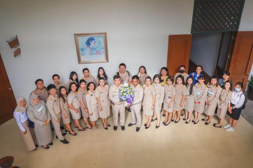 ผู้อำนวยการสำนัก ร่วมแสดงความยินดี กับผู้ตรวจราชการกระทรวงเกษตรและสหกรณ์ เนื่องในโอกาสเข้ารับตำแหน่งใหม่