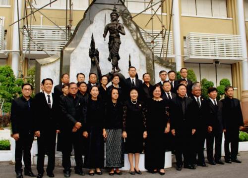 พิธีบำเพ็ญกุศลและทำบุญตักบาตรเพื่อถวายเป็นพระราชกุศลแด่พระบาทสมเด็จพระปรมินทรมหาภูมิพลอดุลยเดช ของกระทรวงเกษตรและสหกรณ์