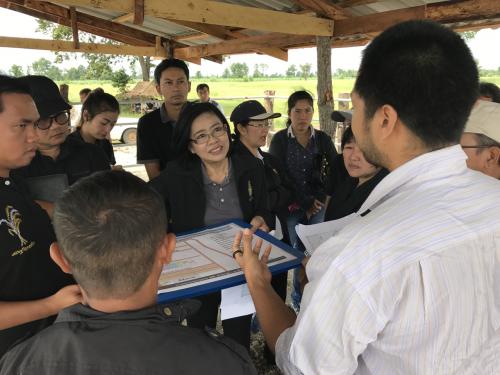 รองเลขาธิการส.ป.ก.ตรวจติดตามความก้าวหน้าการดำเนินงานในพื้นที่ยึดคืนตามคำสั่งหัวหน้า คสช. ที่ ๓๖/๒๕๕๙ จังหวัดสระแก้ว เพื่อนำที่ดินที่ได้มาจัดสรรให้เกษตรกรตามนโยบายรัฐบาล 