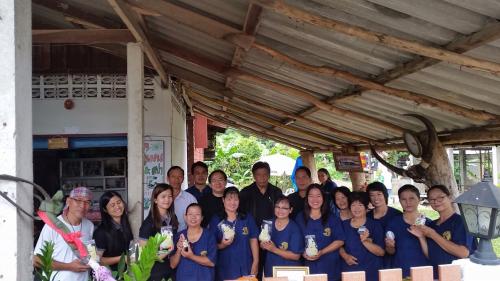 รองเลขาธิการส.ป.ก. ติดตามโครงการเกษตรทฤษฎีใหม่ ๕ ประสาน สืบสานเกษตรทฤษฎีใหม่ ถวายในหลวง ในพื้นที่ อำเภอเชียงของ จังหวัดเชียงราย