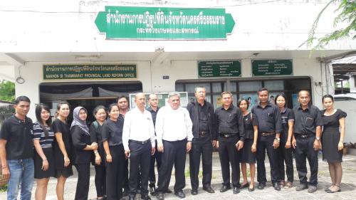ผู้ตรวจราชการกรม ตรวจราชการและติดตามงานตามแผนงาน/โครงการ ตามนโยบายยุทธศาสตร์ ส.ป.ก. ปีงบประมาณ ๒๕๖๐ ของ ส.ป.ก.นครศรีธรรมราช