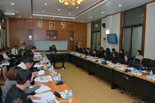 ส.ป.ก.ประชุมผู้บริหาร ครั้งที่ ๑/๒๕๖๐ เพื่อพิจารณาแผนปฏิบัติบัติการประจำปีงบประมาณ พ.ศ.๒๕๖๑ และประชุมเตรียมงานรับรองและบริการประชาชนในพระราชพิธีถวายพระเพลิงพระบรมศพ