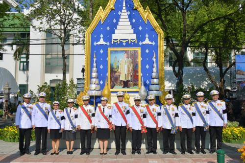 ส.ป.ก.ร่วมจัดพิธีถวายดอกไม้จันทน์ ในงานพระราชพิธีถวายพระเพลิงพระบรมศพพระบาทสมเด็จพระปรมิทรมหาภูมิพลอดุลยเดช