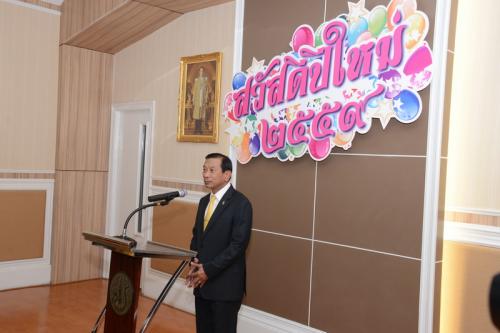 คณะผู้บริหารกระทรวงเกษตรและสหกรณ์ เข้าขอพรจากรัฐมนตรีว่าการกระทรวงเกษตรและสหกรณ์ เนื่องในวาระขึ้นปีใหม่ 2559