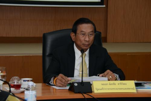 ส.ป.ก.ประชุม คปก. ครั้งที่ 7/2558 ส่งท้ายปี ส.ป.ก. สนองนโยบายรัฐบาล ลดต้นทุนช่วยเกษตรกรช่วงวิกฤติภัยแล้ง  
