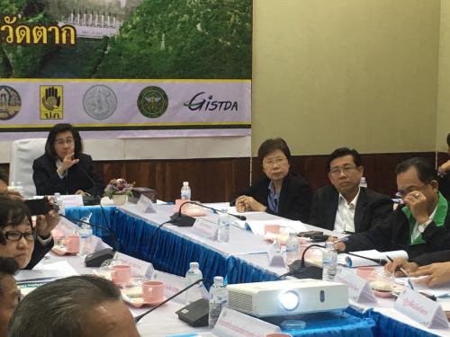 ผู้ตรวจราชการกรม (ส.ป.ก.) ร่วมประชุมการตรวจราชการตามแผนการตรวจราชการกระทรวงเกษตรและสหกรณ์ ประจำปีงบประมาณ พ.ศ. ๒๕๖๑ ของผู้ตรวจราชการกระทรวงเกษตรและสหกรณ์ (นางสาววราภรณ์ พรหมพจน์ ) ณ ห้องประชุมเกษตรและสหกรณ์ จ.ตาก