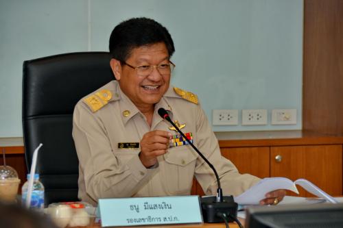 ส.ป.ก.จัดประชุมคณะทำงานสร้างและพัฒนาหลักสูตรฝึกอบรม ครั้งที่ 2/2558