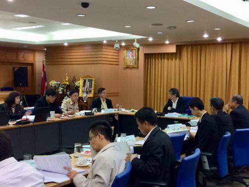 สจก.เข้าร่วมประชุมคณะอนุกรรมการบูรณาการกฎหมายการบริหารจัดการที่ดิน ครั้งที่ ๓/๒๕๖๑ ณ ห้องประชุม ๔๐๑ ชั้น ๔ อาคารสำนักงานนโยบายและแผนทรัพยากรธรรมชาติและสิ่งแวดล้อม 
