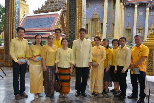 เลขาธิการส.ป.ก.ร่วมพิธีเจริญพุทธมนต์ถวายพระพรชัยมงคลแด่ สมเด็จพระเจ้าอยู่หัวมหาวชิราลงกรณ บดินทรเทพยวรางกูรและสมเด็จพระนางเจ้าสิริกิติ์ พระบรมราชินีนาถ ในรัชกาลที่๙ ประจำปีพุทธศักราช ๒๕๖๑